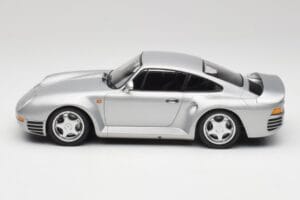Porsche 959 Strieborný Metalíza Minichamps 1:18 155066201 Kov – obrázok 3 z 6