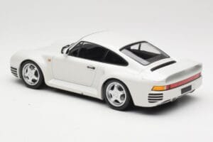 Porsche 959 White Metallic Minichamps 1:18 155066206 Kov – obrázok 5 z 6