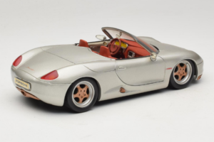 Porsche Boxster 986 Concept Strieborný Maisto 1:18 50231 Kov – obrázok 3 z 8