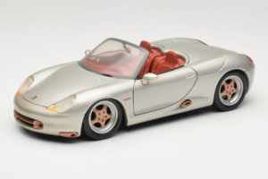 Porsche Boxster 986 Concept Strieborný Maisto 1:18 50231 Kov