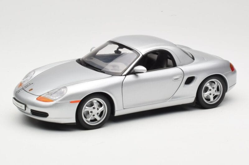 Porsche Boxster 986 Hard Top Strieborný UT Models 1:18 27854 Kov