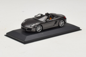 Porsche Boxster 981 S Grey Metallic Minichamps 1:43 PORSCHE005 Kov – obrázok 2 z 4