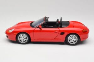 Porsche Boxster S 986 Guards Červený UT Models 1:18 27861-M1 Kov – obrázok 4 z 8