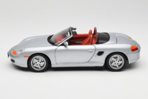 Porsche Boxster S 986 Strieborný UT Models 1:18 WAP021007 Kov – obrázok 4 z 8