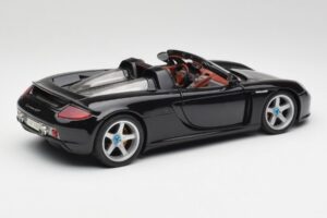 Porsche Carrera GT Čierny Maisto 1:18 36665 Kov – obrázok 3 z 8