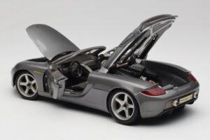 Porsche Carrera GT Šedý Metalíza Maisto 1:18 36622-R1 Kov – obrázok 5 z 8