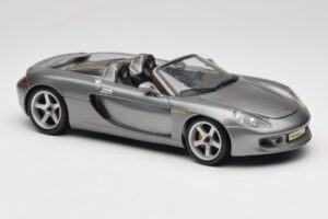 Porsche Carrera GT Šedý Metalíza Maisto 1:18 36622-R1 Kov – obrázok 6 z 8