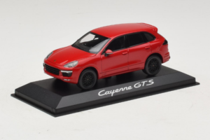 Porsche Cayenne 958 GTS Červený Minichamps 1:43 WAP0200070E Kov – obrázok 2 z 5