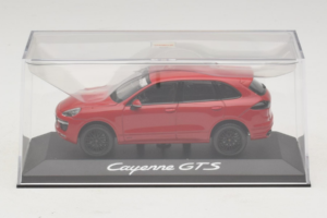 Porsche Cayenne 958 GTS Červený Minichamps 1:43 WAP0200070E Kov – obrázok 4 z 5