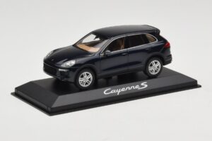 Porsche Cayenne 958 S Blue Metallic Minichamps 1:43 WAP0200060E Kov – obrázok 2 z 4