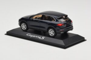 Porsche Cayenne 958 S Blue Metallic Minichamps 1:43 WAP0200060E Kov – obrázok 3 z 4