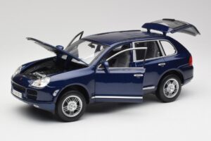 Porsche Cayenne S 9PA Dark Sea Modrý Metalíza Maisto 1:18 31635 Kov – obrázok 2 z 8