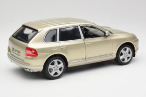 Porsche Cayenne Turbo 955 Béžový Maisto 1:18 WAP02100113 Kov – obrázok 3 z 8
