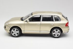 Porsche Cayenne Turbo 955 Béžový Maisto 1:18 WAP02100113 Kov – obrázok 4 z 8
