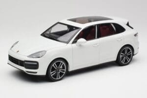 Porsche Cayenne 9YA Turbo Biely Metallic Minichamps 1:18 155042560 Kov