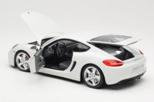 Porsche Cayman 981 Biely Minichamps 1:18 113062221 Kov – obrázok 5 z 8