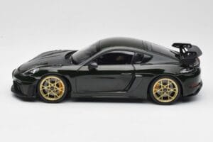 Porsche Cayman GT4 RS 982 Weissach Package Brewster Green Norev 1:18 187250 Kov – obrázok 4 z 8