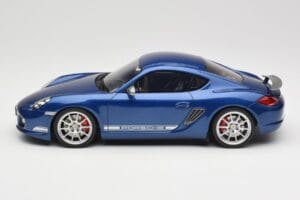 Porsche Cayman R 987.2 Aqua Blue Metallic GT Spirit 1:18 GT901 Živica – obrázok 3 z 6