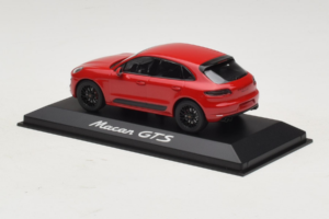 Porsche Macan 95B GTS Červený Minichamps 1:43 WAP0206030G Kov – obrázok 3 z 5
