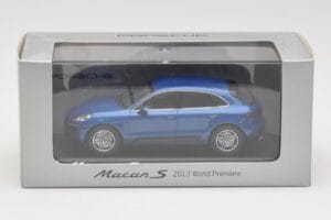 Porsche Macan 95B S Modrý World Premiere Minichamps 1:43 WAP0201550E Kov – obrázok 4 z 4