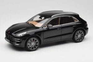 Porsche Macan Turbo 95B Black Metallic Minichamps 1:18 110062502 Kov