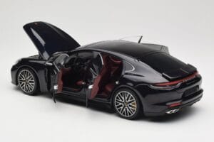 Porsche Panamera 971 Turbo S Modrý Metallic Minichamps 1:18 113061075 Kov – obrázok 5 z 8