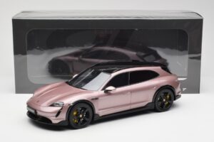 Porsche Taycan Turbo S Cross Turismo Metalická Ružová GT Spirit 1:18 GT440 Živica – obrázok 6 z 6
