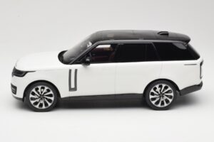 Land Rover Range Rover L460 P530 Autobiography Fuji White GT Spirit 1:18 GT533 Živica – obrázok 3 z 6