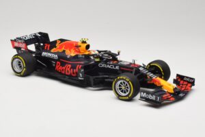 Red Bull Racing Honda RB16B #11 S. Perez Mexican GP 2021 Minichamps 1:18 110211911 Kov – obrázok 4 z 6