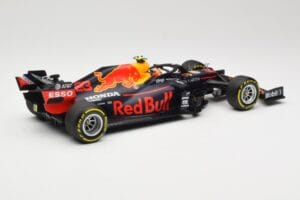 Red Bull Racing RB16 #23 A. Albon 4th Place Styrian GP 2020 Minichamps 1:18 110200223 Kov – obrázok 2 z 6