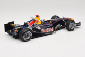 Red Bull RB1 Cosworth #14 D. Coulthard Red Bull Racing Showcar 2005 Minichamps 1:18 100050084 Kov – obrázok 2 z 7