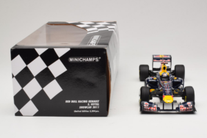 Red Bull RB7 Renault #1 S. Vettel Red Bull Racing Showcar 2011 Minichamps 1:18 110110071-1 Kov – obrázok 7 z 7