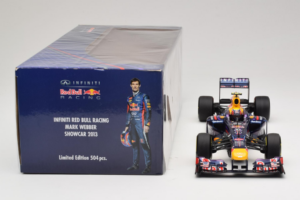 Red Bull RB9 Renault #2 M. Webber Infiniti Red Bull Racing Showcar 2013 Minichamps 1:18 110130072 Kov – obrázok 6 z 6