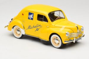 Renault 4CV Michelin Yellow Solido 1:18 82002 Kov – obrázok 4 z 6
