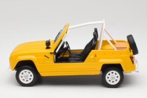 Renault 4L JP4 Jaune Tournesol Otto 1:18 OT1079 Živica – obrázok 3 z 6