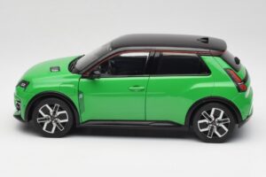 Renault 5 E-Tech Electric Pop Zelený & Čierny Norev 1:18 185502 Kov – obrázok 4 z 8