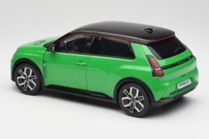 Renault 5 E-Tech Electric Pop Zelený & Čierny Norev 1:18 185502 Kov – obrázok 7 z 8