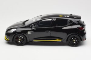 Renault Clio 4 RS Čierny Otto 1:18 OT946 Živica – obrázok 2 z 5