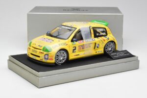 Renault Clio Sport #2 E. Rangoni Renault Clio Trophy Winner 2000 Universal Hobbies 1:18 7711218616 Kov – obrázok 6 z 6
