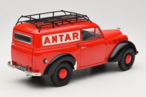 Renault Juvaquatre Utilitaire Červený Solido 1:18 8424 Kov – obrázok 3 z 8