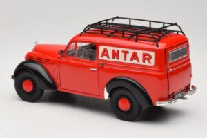Renault Juvaquatre Utilitaire Červený Solido 1:18 8424 Kov – obrázok 7 z 8