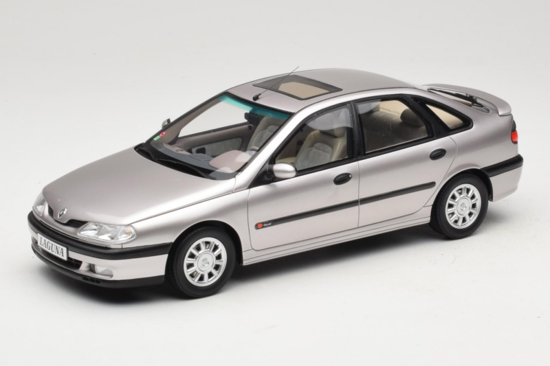 Renault Laguna V6 3.0 Baccara Opal Grey Otto 1:18 OT1185 Živica