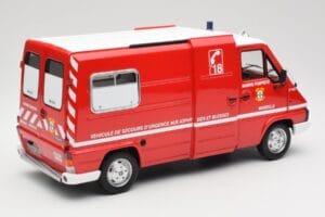 Renault Master T30 VSAB Hasiči Červený Otto 1:18 OT1107 Živica – obrázok 2 z 6
