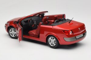 Renault Megane Mk1 CC Červený Solido 1:18 8152 Kov – obrázok 5 z 8