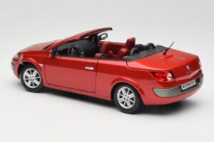 Renault Megane Mk1 CC Červený Solido 1:18 8152 Kov – obrázok 7 z 8