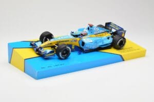 Renault R25 #5 F. Alonso 2nd Place British GP 2005 Minichamps 1:18 147051105 Kov – obrázok 2 z 6
