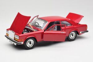 Rolls-Royce Camargue Červený Bburago 1:22 3001 Kov – obrázok 2 z 8