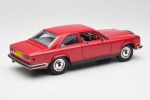 Rolls-Royce Camargue Červený Bburago 1:22 3001 Kov – obrázok 3 z 8