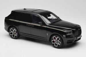 Rolls-Royce Cullinan Čierny S Gold Coachline & Shadow Wheels OEM 1:18 028-15A Kov – obrázok 6 z 8