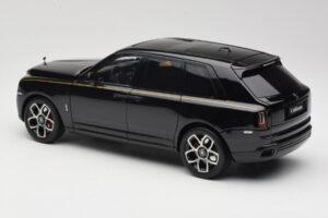 Rolls-Royce Cullinan Čierny S Gold Coachline & Shadow Wheels OEM 1:18 028-15A Kov – obrázok 7 z 8